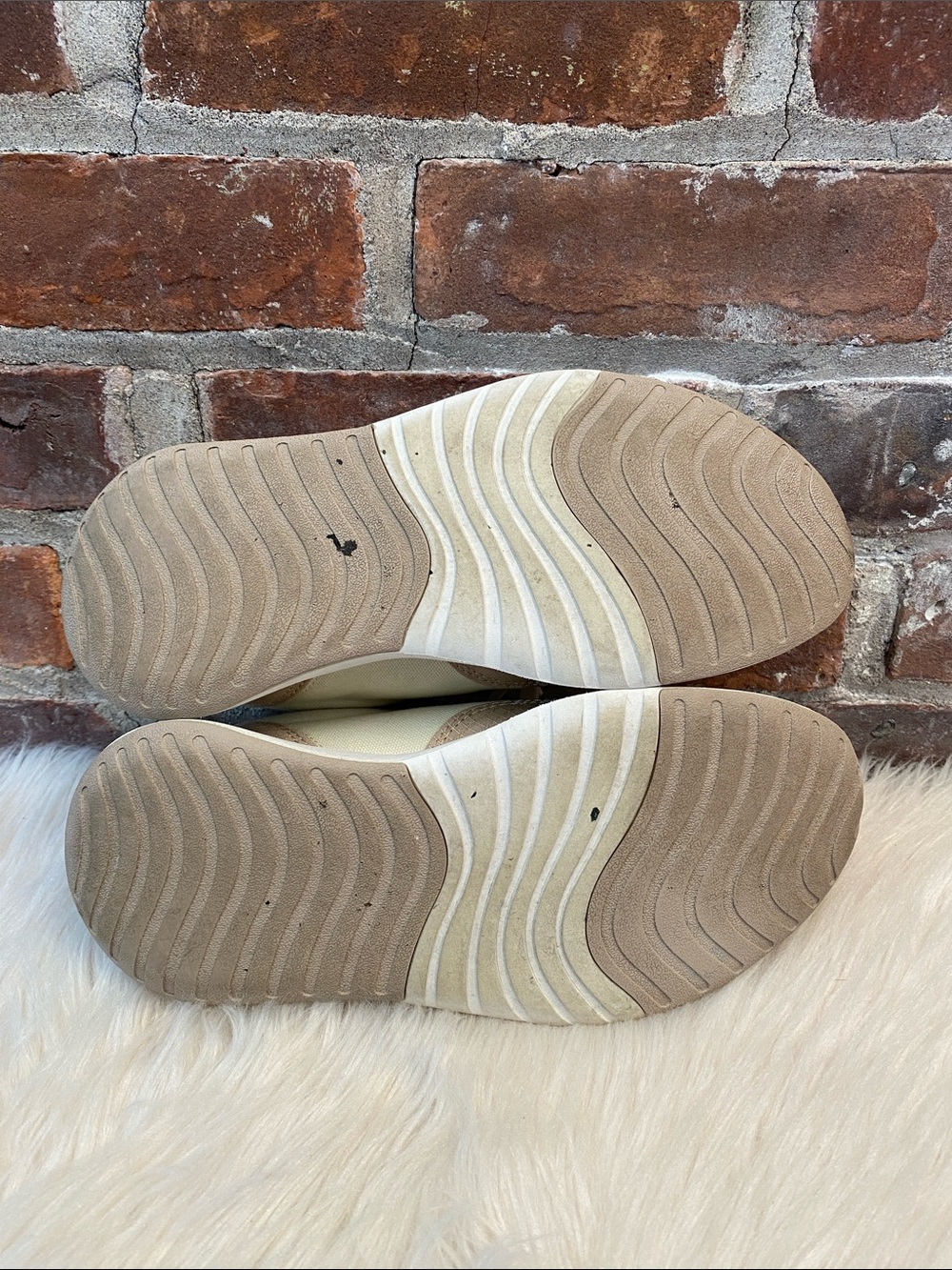 Allbirds Courier Stony Cream/Rugged Beige Sneakers, Size 8 - Picture 13 of 16